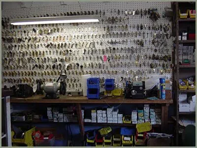 Locksmith Solution Services Monterey Park, CA 626-387-0008 - 68-44-3