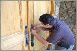 Locksmith Solution Services Monterey Park, CA 626-387-0008 - 68-44-4